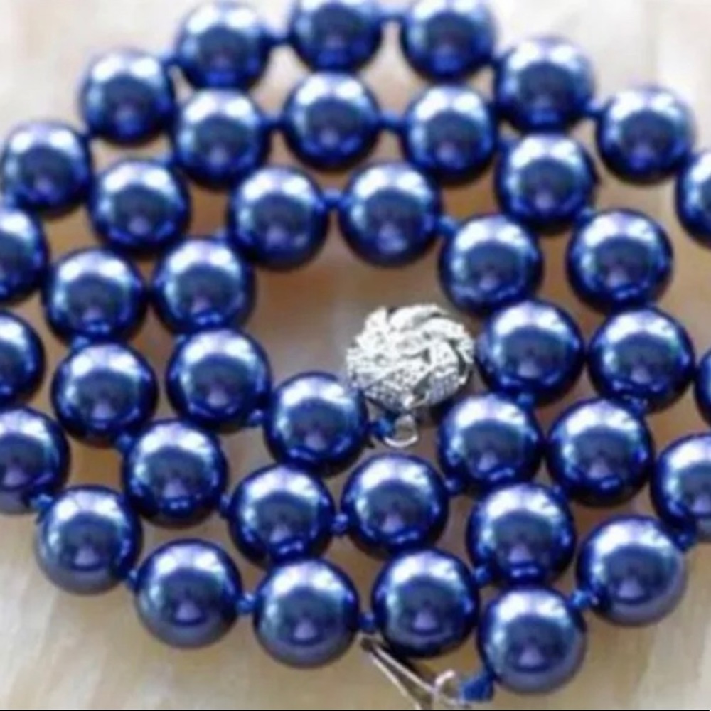 Navy 11MM Shell Pearl 18” Strand Rhinestone Clasp - Picture 2 of 7